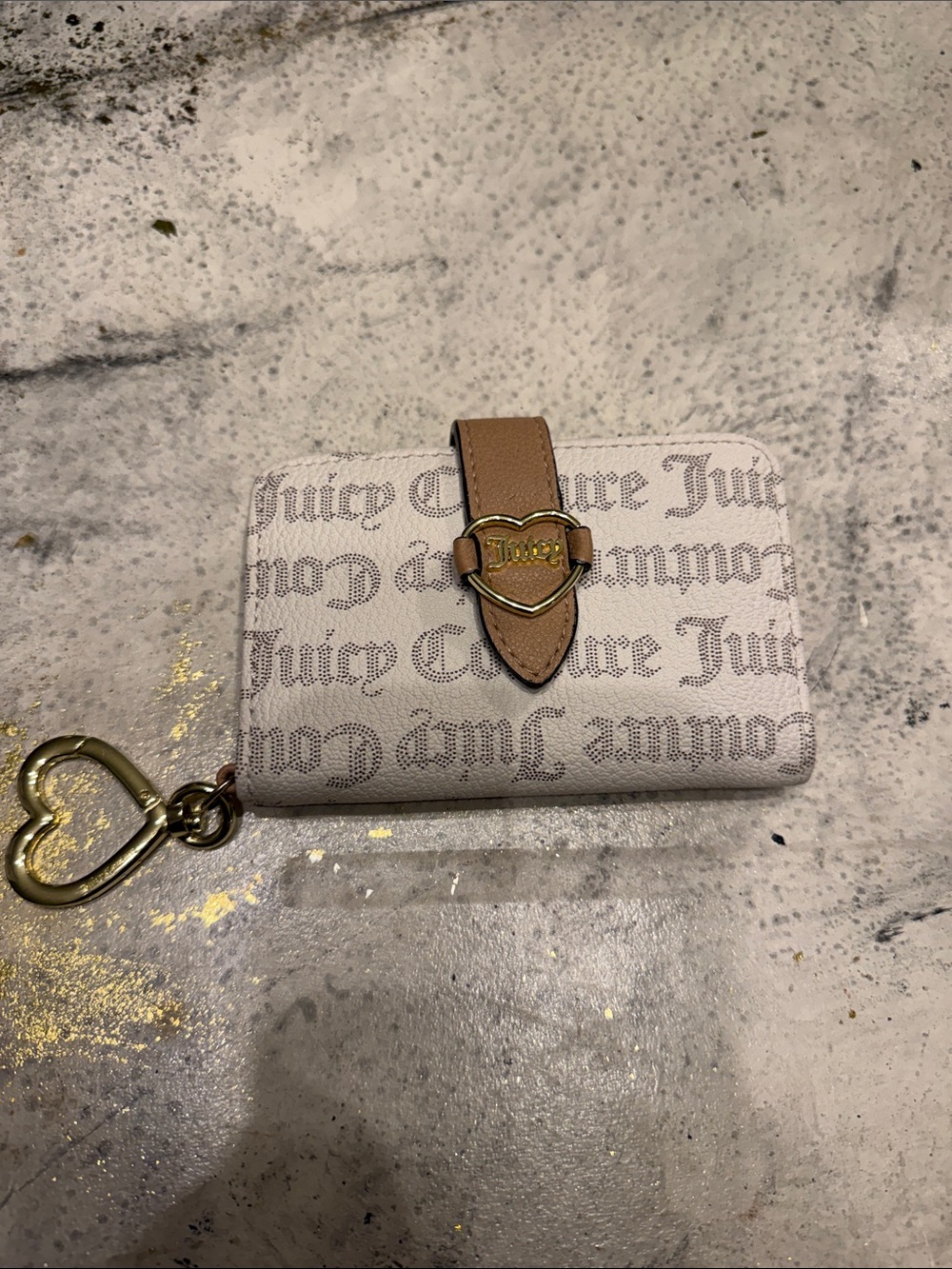 Juicy Couture Heart Charm Wallet Wristlet Beige Logo Print